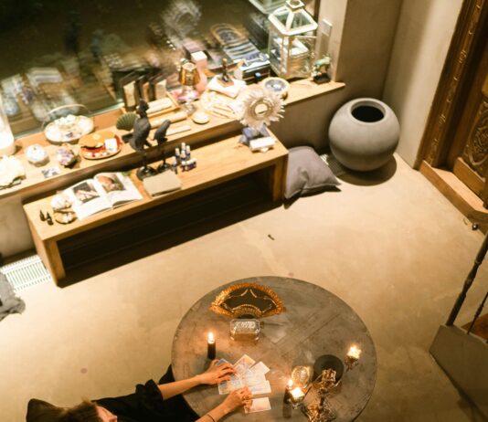 Avoiding Common Domain Flipping Errors: Secrets to Success Revealed pexels photo 6014323