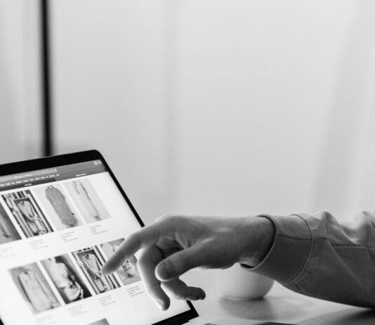 Website Domains: How to Choose the Perfect Extension for Success pexels photo 6407632 1