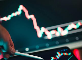 Risks of Buying Expired Domains Without Due Diligence Explored