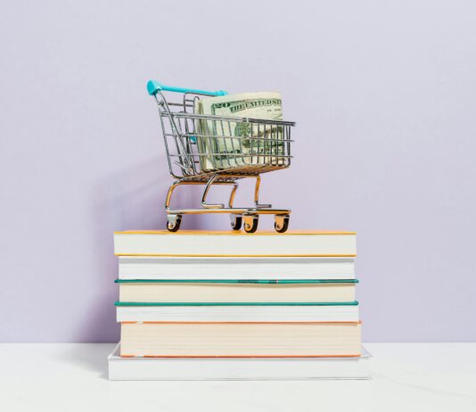 Insights From Multi-Million Dollar Domain Sales: What You Need to Know pexels photo 5632401