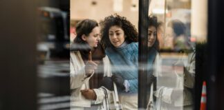 Domain Brokers: Discover How to Choose the Best for Your Sale pexels photo 6567736