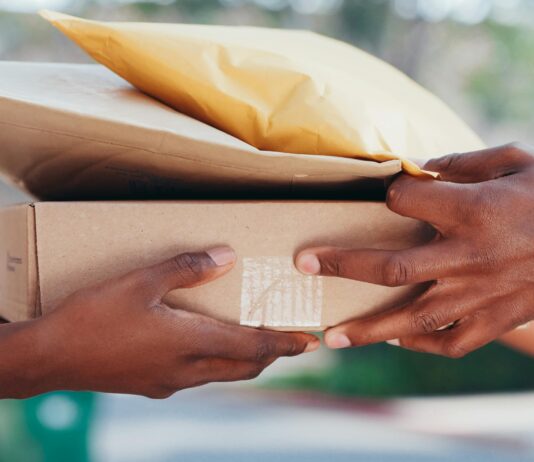 Registrar Promotions: What To Watch Out For Before You Sign Up pexels photo 6869042