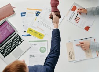 How to Use Domain Valuation Reports for Sales Effectively Today