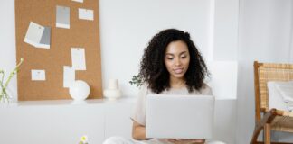 What To Look For In A Domain Registrar Service For Success pexels photo 7552374