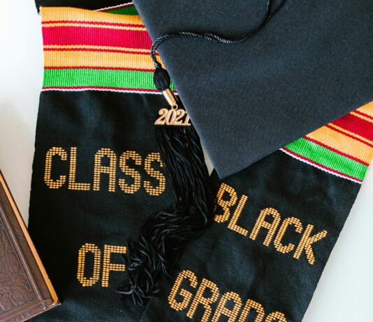 Why Domain Name Length Matters for Your Online Success Today pexels photo 7713437