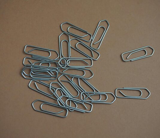 Domain Flipping: Essential Tips to Sidestep Common Pitfalls pexels photo 96885