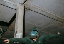 Domain Flipping: How to Master the Balance Between Risk and Reward